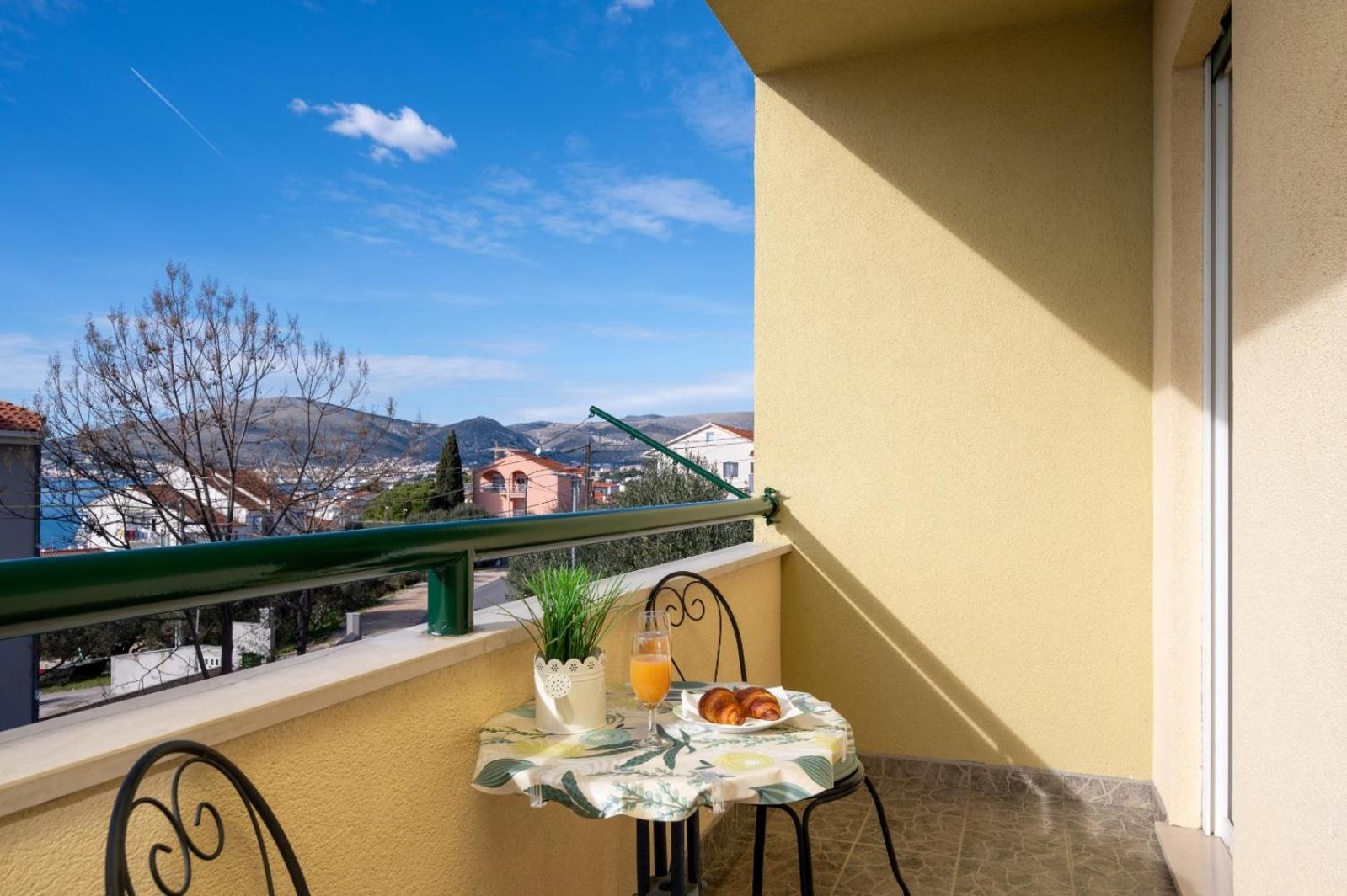 Apartment Anita Trogir Ngoại thất bức ảnh